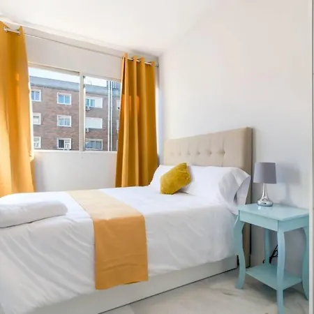 Cozy And Comfortable Apartment In Plaza Castilla Madrid Exterior photo