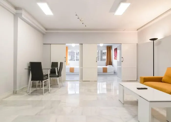 Cozy And Comfortable Apartment In Plaza Castilla